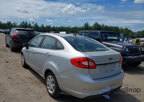 2013 Ford Fiesta S из США, поврежденный, VIN 3FADP4AJ8DM173687